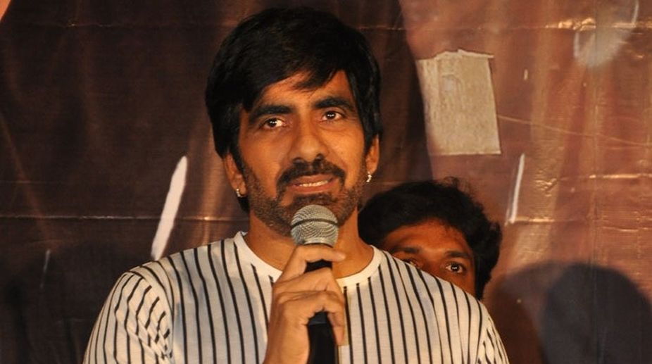 Ravi Teja to play three different avatars in ‘Touch Tesi Chudu’