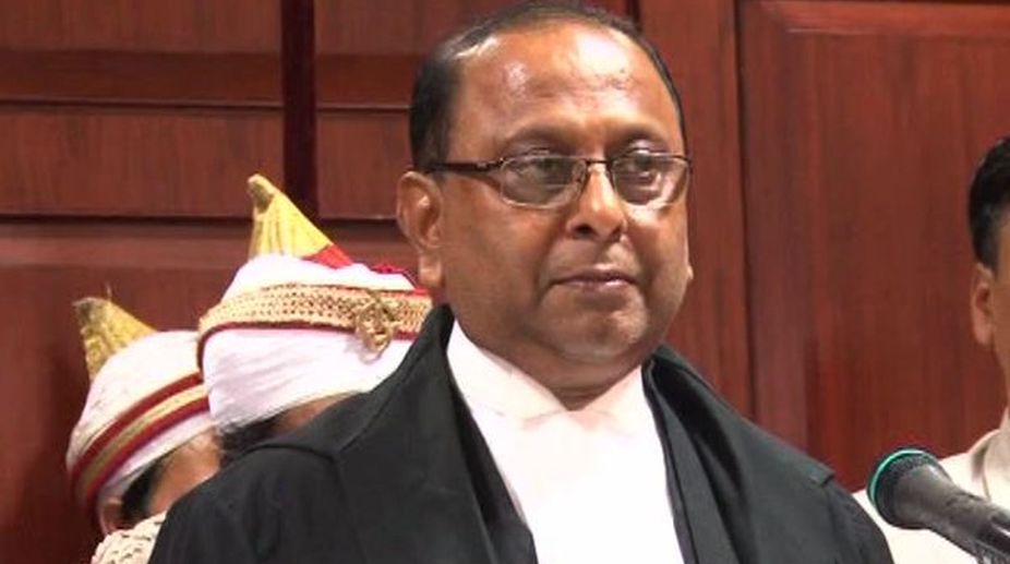 Fractured face of top judiciary will dent credibility: Justice Roy