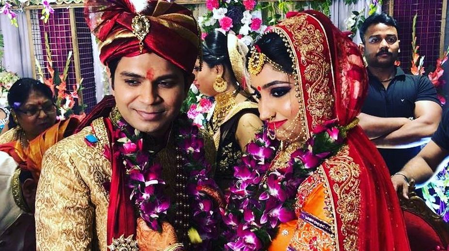 ‘Sunn Raha Hai’ singer Ankit Tiwari ties knot with Pallavi Shukla