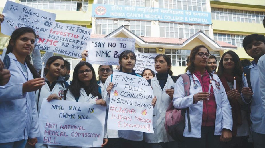 Doctors stage protest against NMC Bill