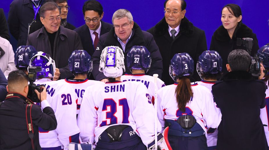 IOC chief tells joint Korean ice hockey players: Be proud of your work