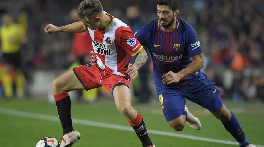 Suarez hat-trick extends six-goal Barca’s La Liga lead