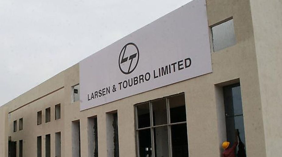 Larsen & Toubro net down Rs 911 crore in Q1