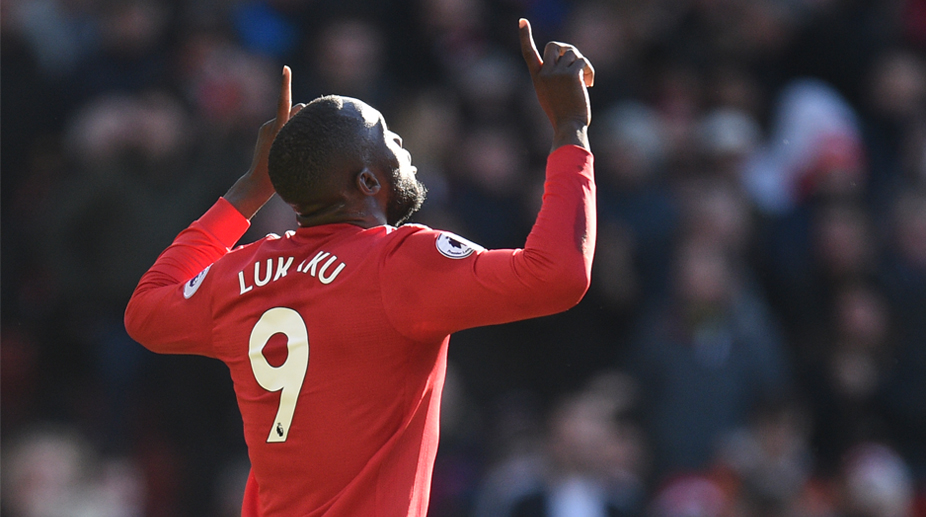 Premier League: Romelu Lukaku quells doubters as Manchester United edge Chelsea