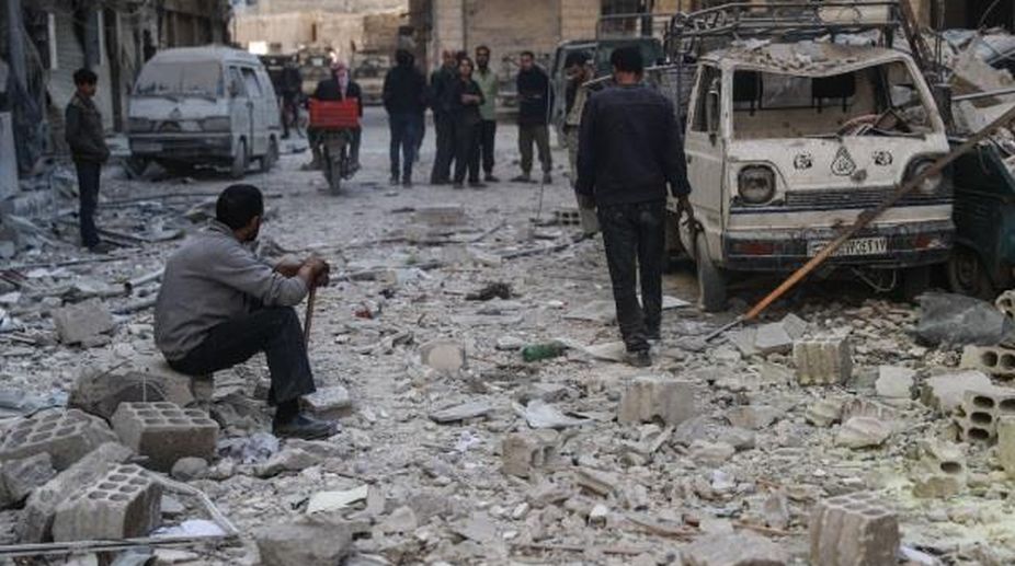 Aid convoy enters Syria’s Eastern Ghouta despite airstrikes