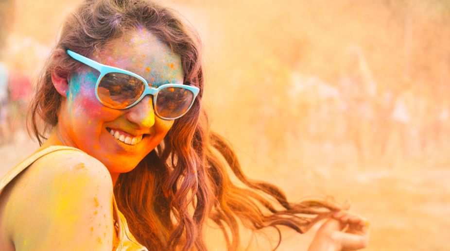 Traditional fashion technique to opt for Holi