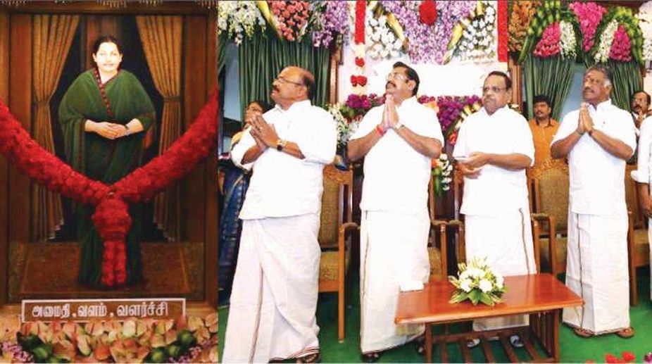 Despite rebuke, Jayalalithaa’s portrait unveiled