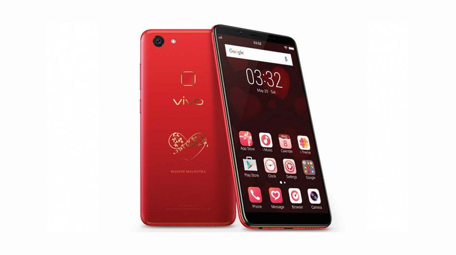 Vivo V7+ Manish Malhotra “Infinite Red” limited edition launched on Amazon India at Rs. 22,990