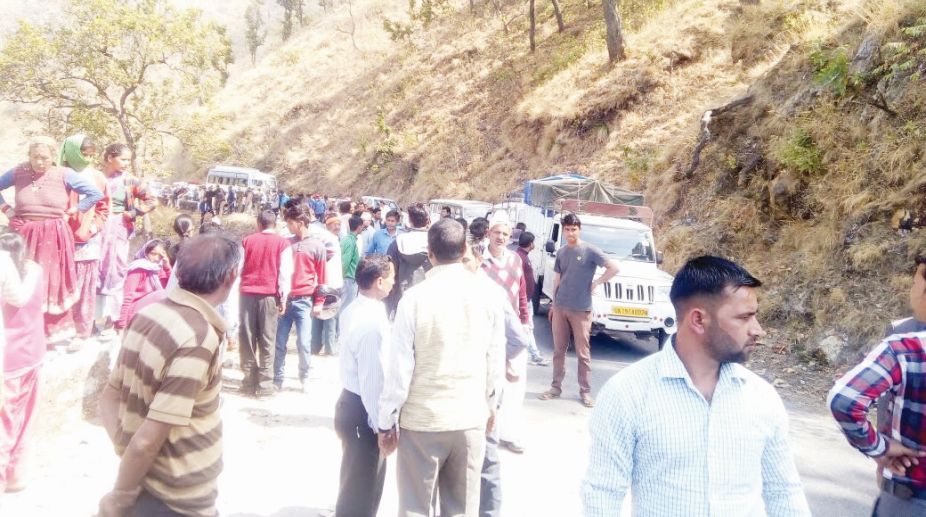 Bus falls into gorge in Almora, 13 killed
