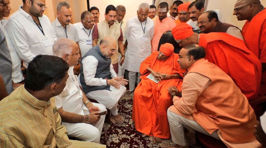 Amit Shah meets Karnataka’s 110-year-old Lingayat seer