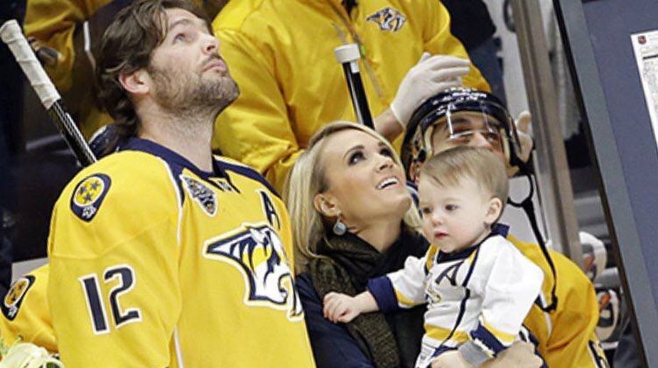 Birthday Special: 7 times Carrie Underwood, Mike Fisher gave us family goals