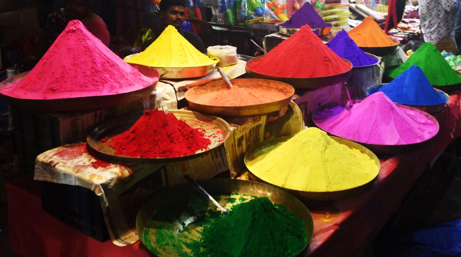 Follow these steps to celebrate safe and eco-friendly holi