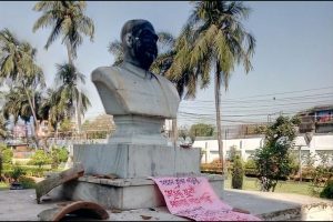 Now, Syama Prasad Mookerjee bust defaced in Kolkata