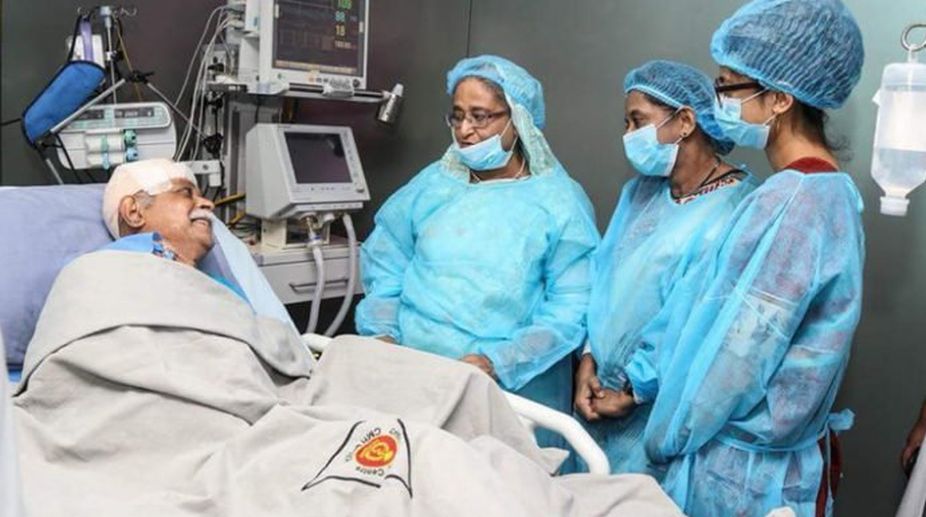 Bangladesh PM Sheikh Hasina visits writer Muhammed Zafar Iqbal in hospital