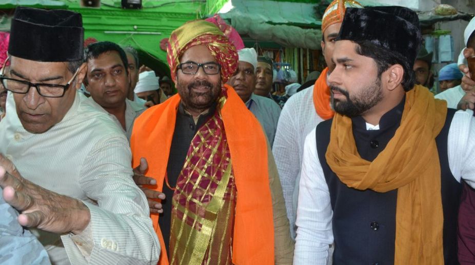 Naqvi offers ‘chadar’ at Ajmer shrine on Modi’s behalf