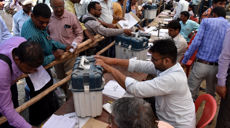 UP: Voting starts for Gorakhpur, Phulpur LS by-polls