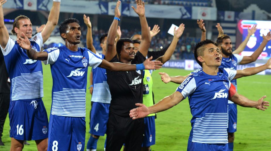 Chhetri hat-trick fires Bengaluru to ISL final with 3-1 win over Pune
