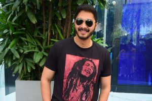 Shreyas thanks Akshay for opening discussion on sanitary pads