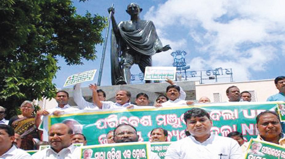 Odisha CM Naveen Patnaik blames BJP as Mahanadi runs dry
