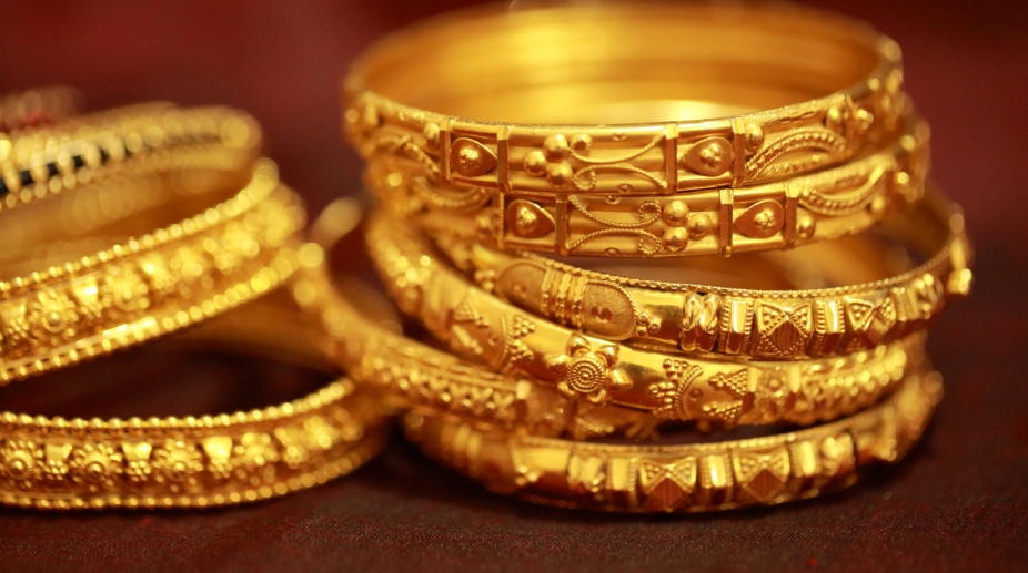 Gold touches Rs 32,000-mark, up Rs 100 on jewellers’ buying