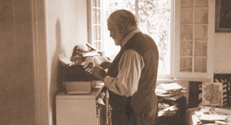 Ernest Hemingway used a standing desk.
