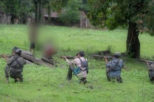 Special police team kills 14 Naxals in Gadchiroli