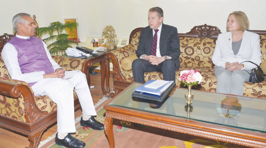 Russian Ambassador calls on Guv