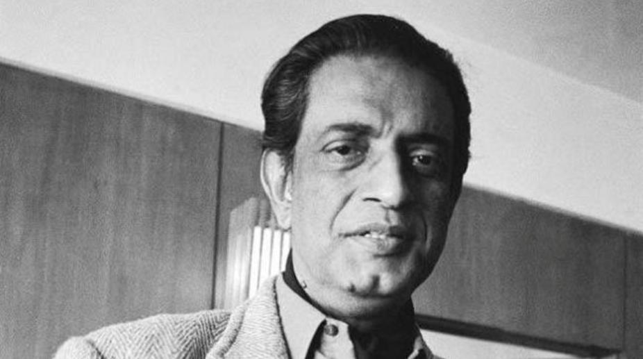Mamata Banerjee pays tribute to Satyajit Ray on the auteur’s death anniversary