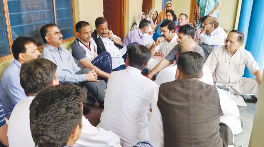 Sukhu visits families of persons killed in Nurpur bus accident