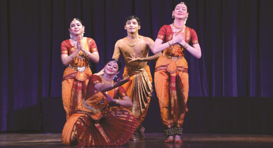 Varnam Ganesa Natyalaya