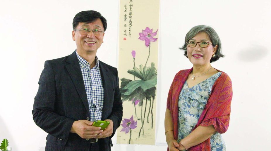 Message of peace through flower painting