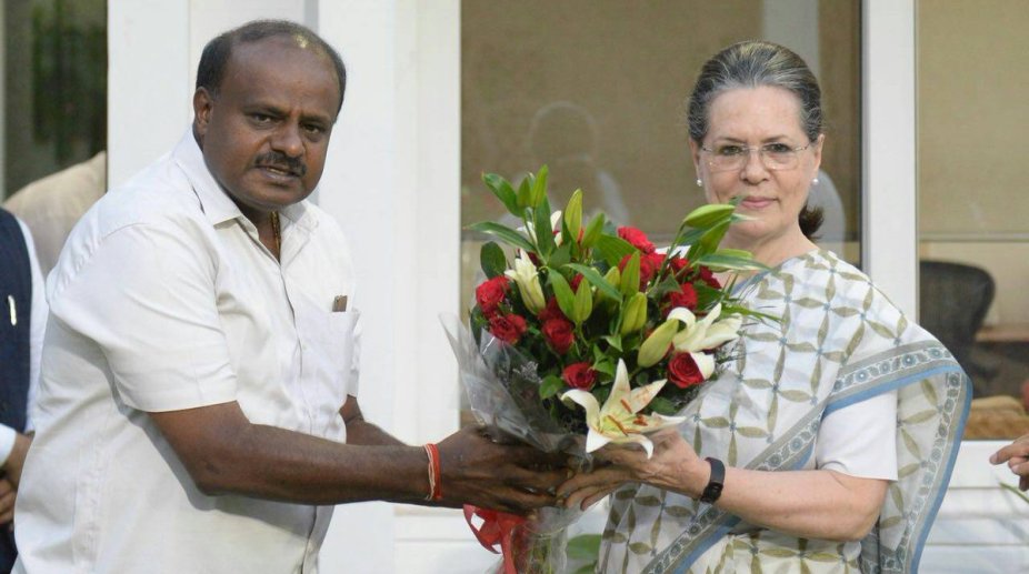 HD Kumaraswamy meets Sonia, Rahul Gandhi in New Delhi