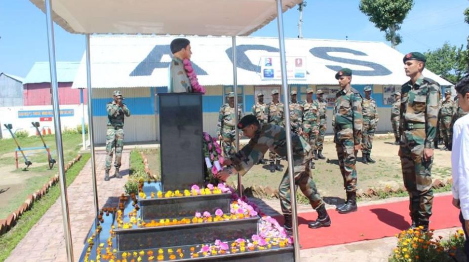 Army pays tribute to Lt Ummer Fayaz on first death anniversary