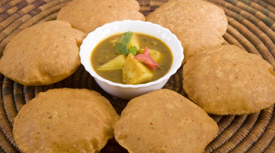 Aloo ki subzi with bedmi puri – The authentic north Indian food