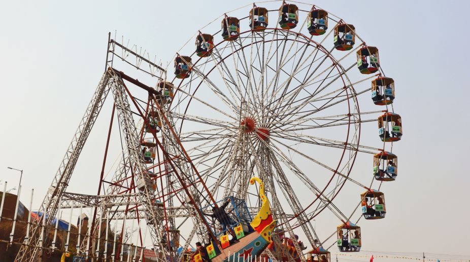 8-year-old girl dies as giant wheel crashes in Andhra