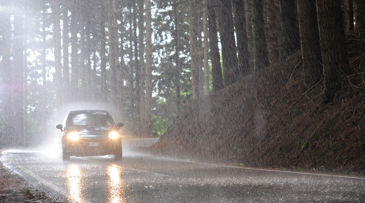 Protect your vehicle from the rains: Here are 5 tips that will let you drive safely