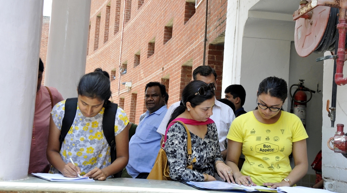 Delhi University releases third cut-off, English, Economics still on offer
