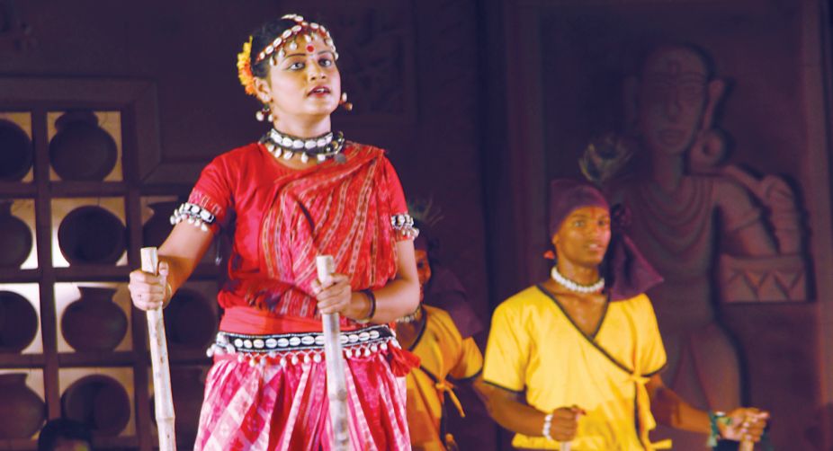 Dwaronda, Santiniketan, dance forms, Ho Munda dance