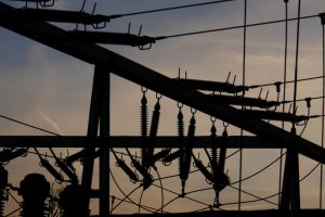 Hooda promises 50 pc cut in power tariffs