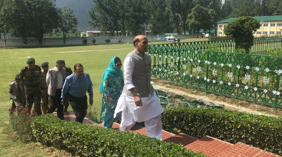 Home Minister announces financial relief for families of West Pakistani refugees