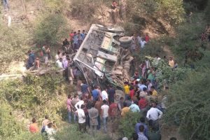 9 dead, 19 injured in Himachal accident