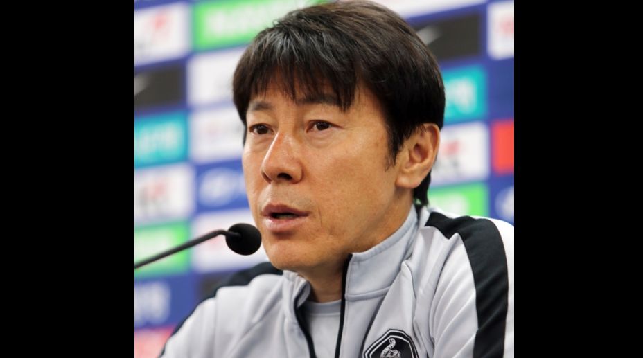 S Korea depart for Austria for pre-World Cup camp