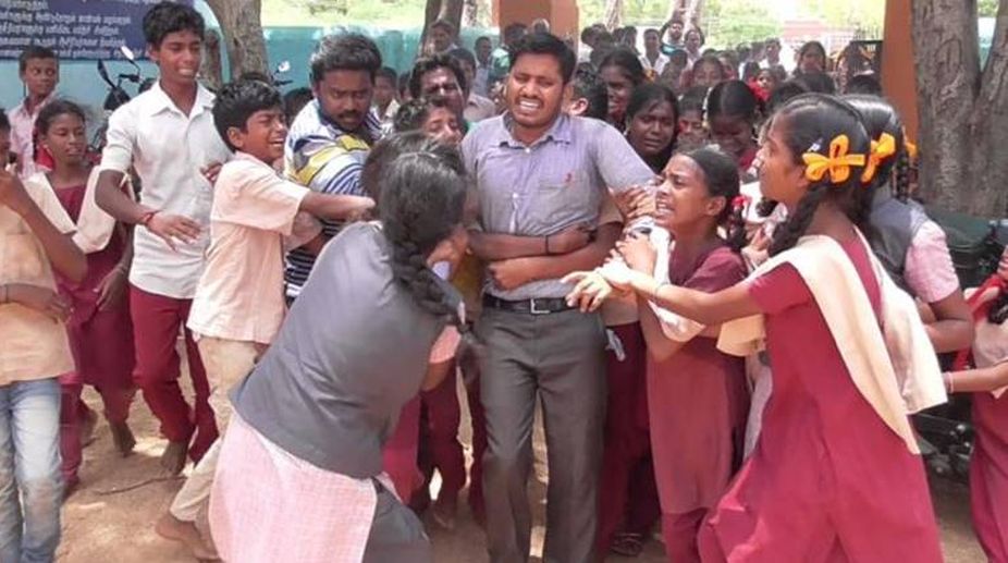 Tamil Nadu, Teacher, Students, School