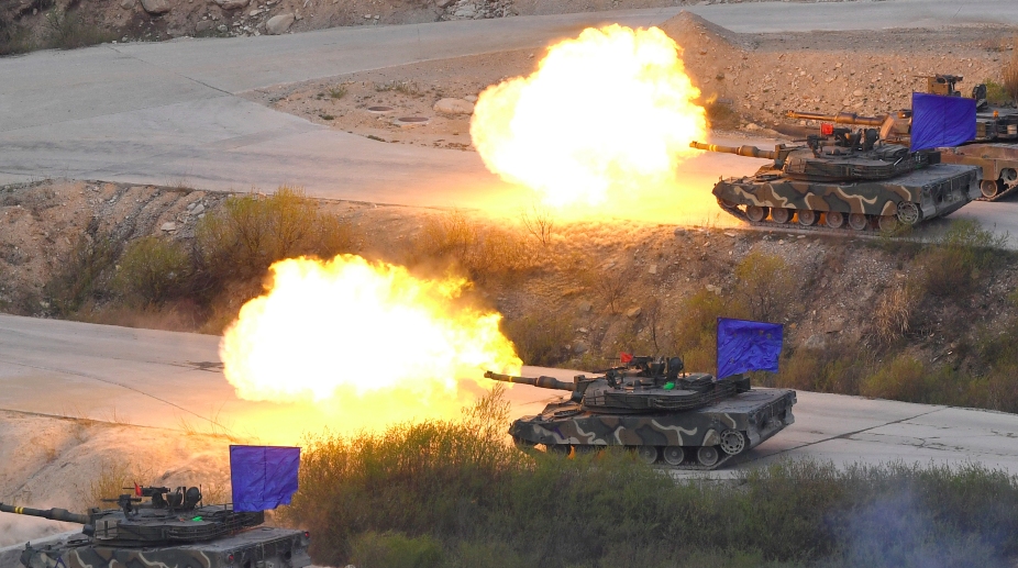 South Korea, US suspend major military exercise
