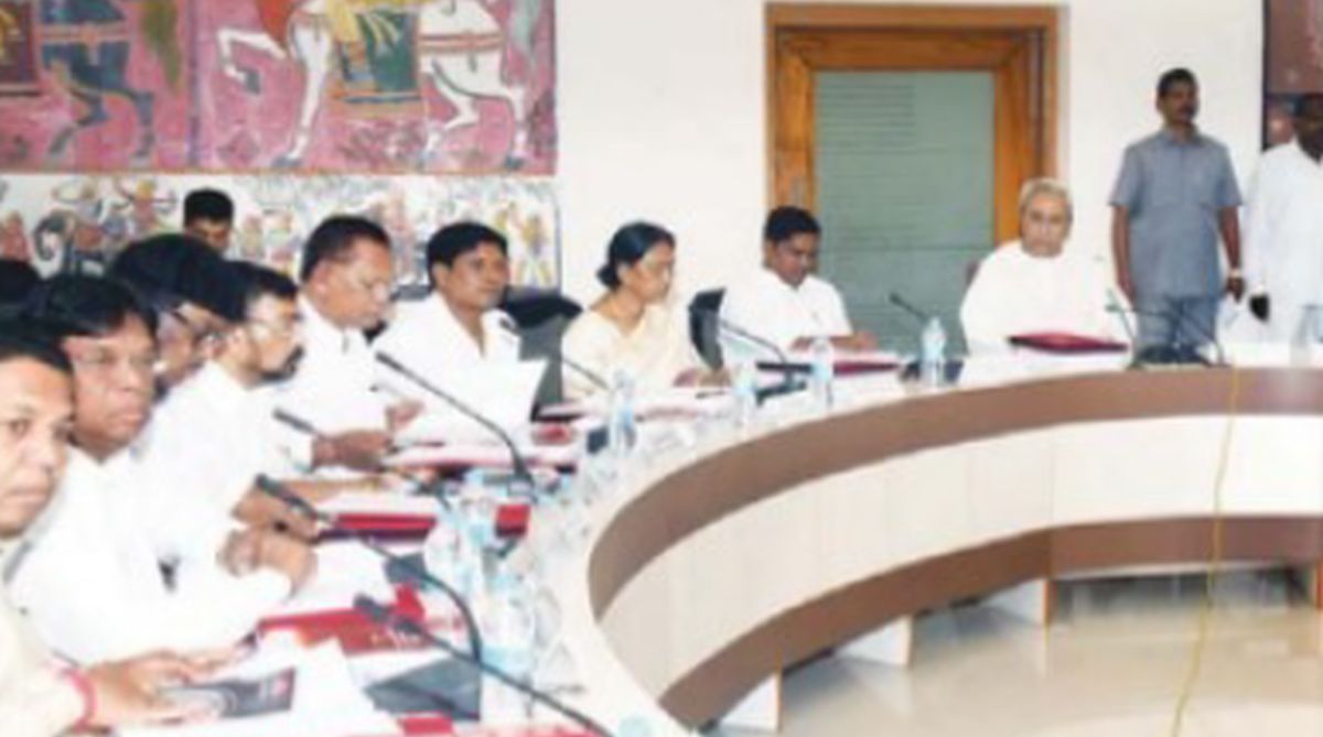 Odisha CM reaffirms promise to educate tribal child