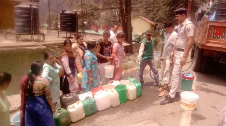 HC orders WhatsApp group to keep track on water distribution in Shimla