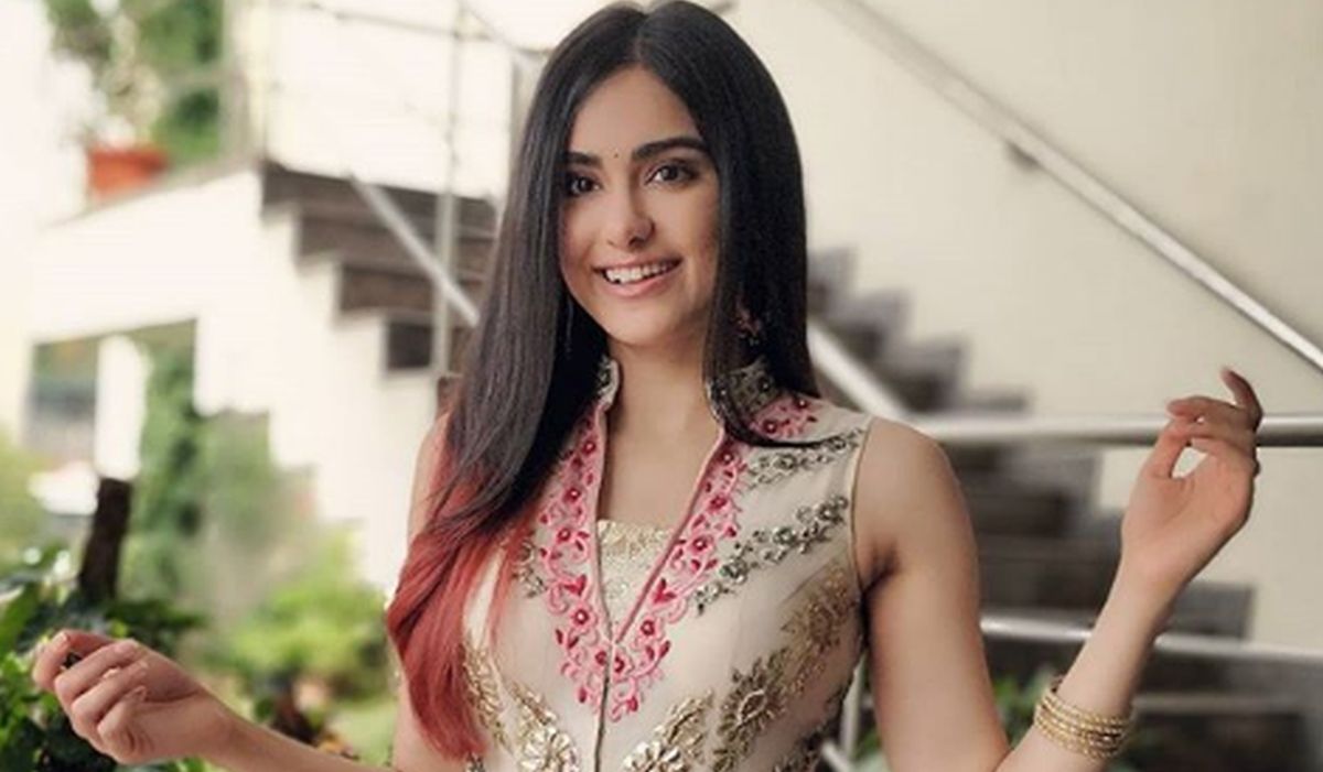 Adah Sharma promotes musical talent of a commoner