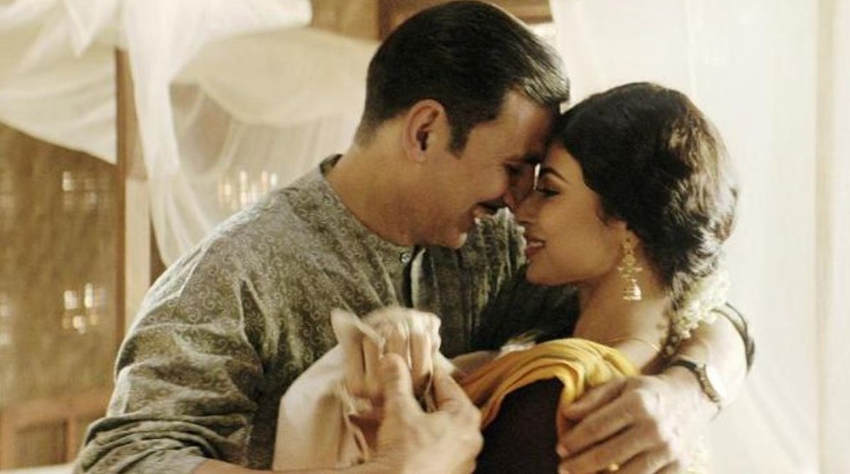 Gold | Sneak peek into Akshay Kumar-Mouni Roy romantic song Naino Ne Baandhi