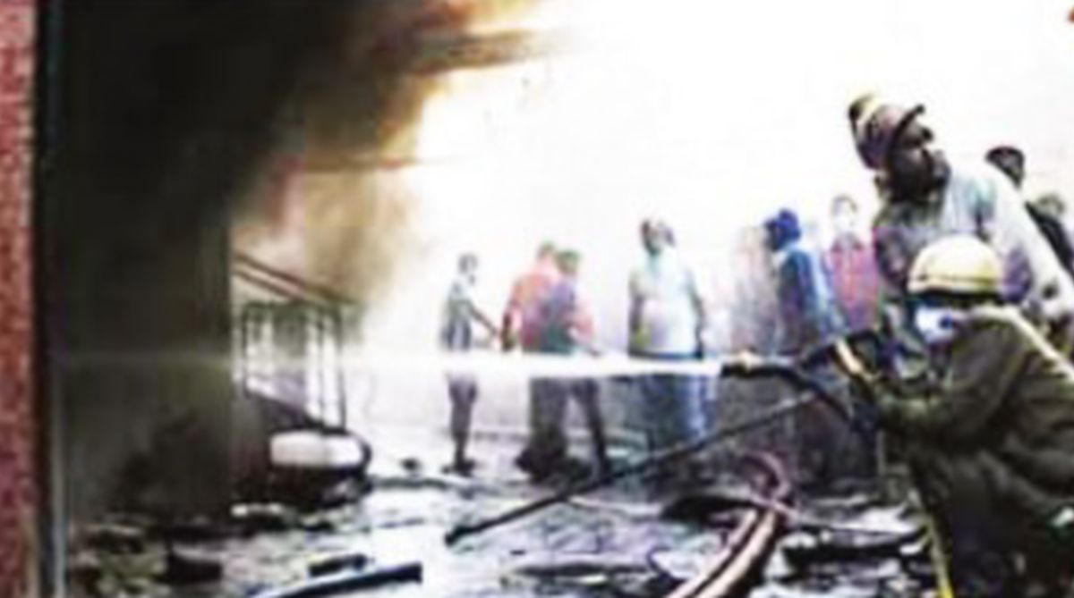 Fire at AMRI Hospitals, Dhakuria on 9 December, 2011. (FILE PHOTO)