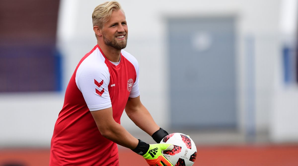 Denmark’s goalkeeper brushes off discussing potential last-8 rival